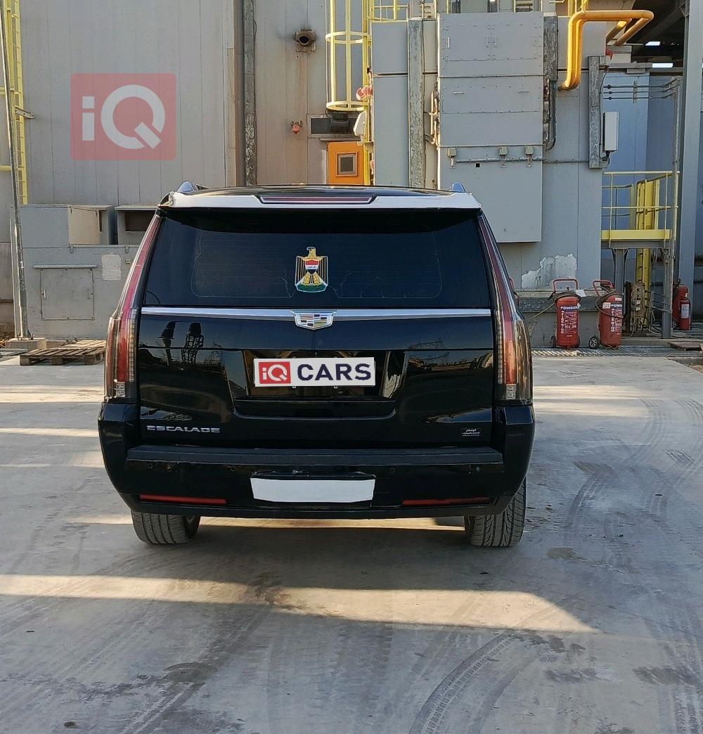 كاديلاك اسكاليد